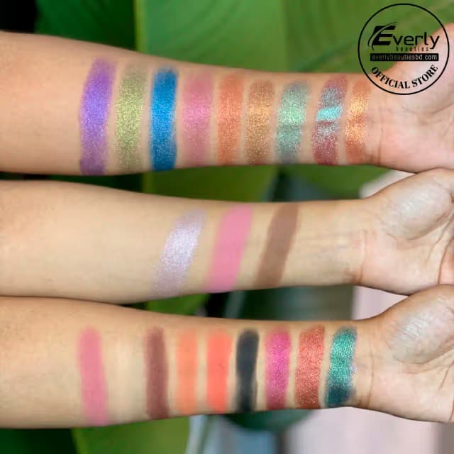 Everly Beauties Starlight Glam Studio Face & Eye Palette