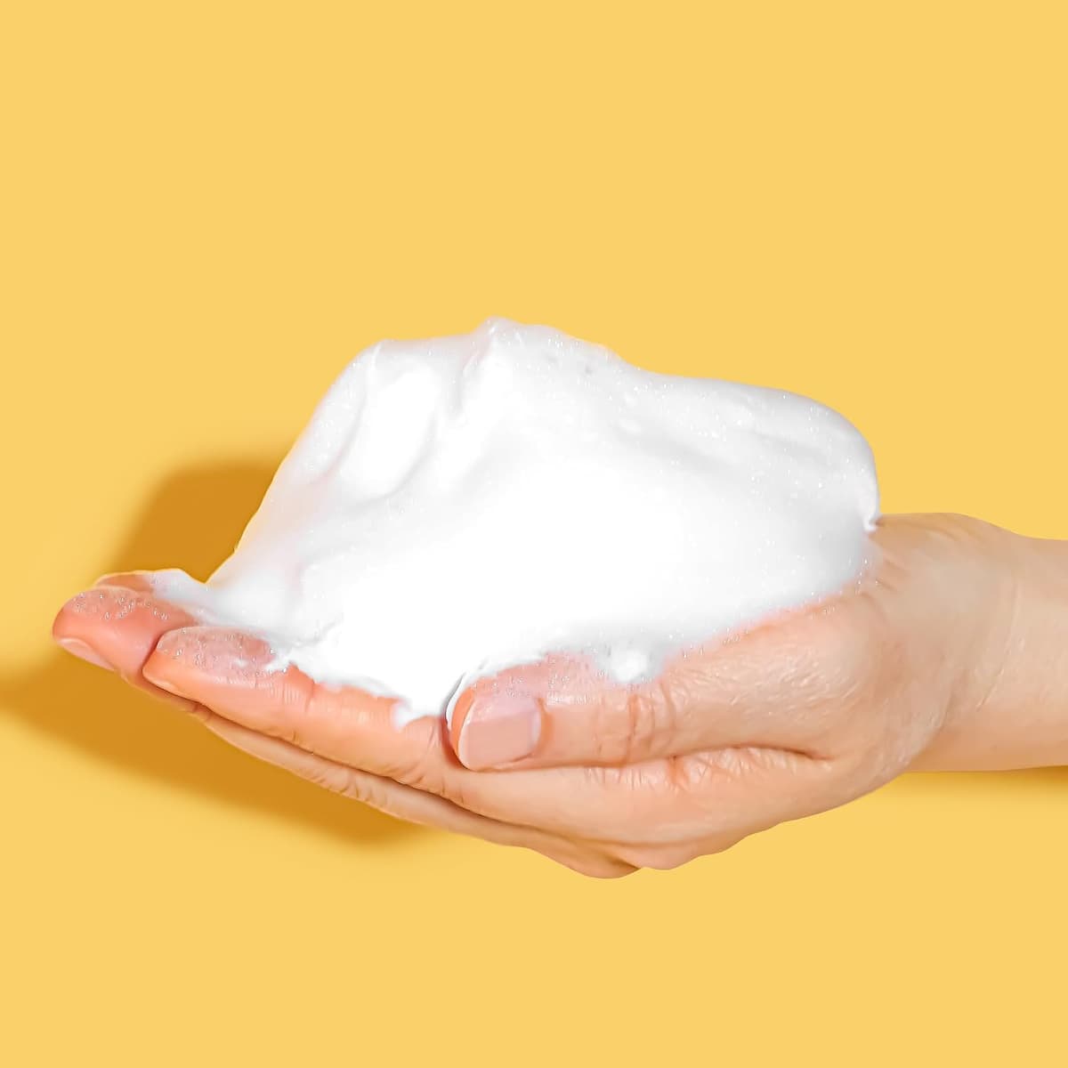 Care Nel Egg White Pore Cleansing Foam