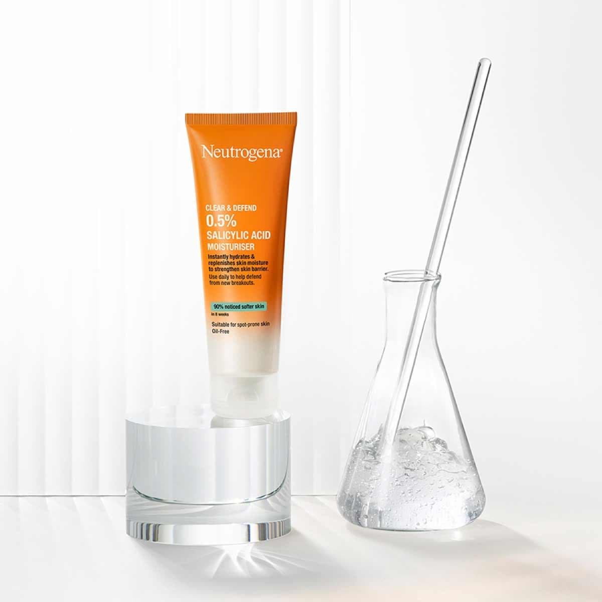 Neutrogena® Clear & Defend 0.5% Salicylic Acid Oil-Free Moisturiser