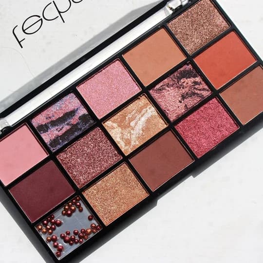 Technic Persuasion Pressed Pigment Eyeshadow Palette