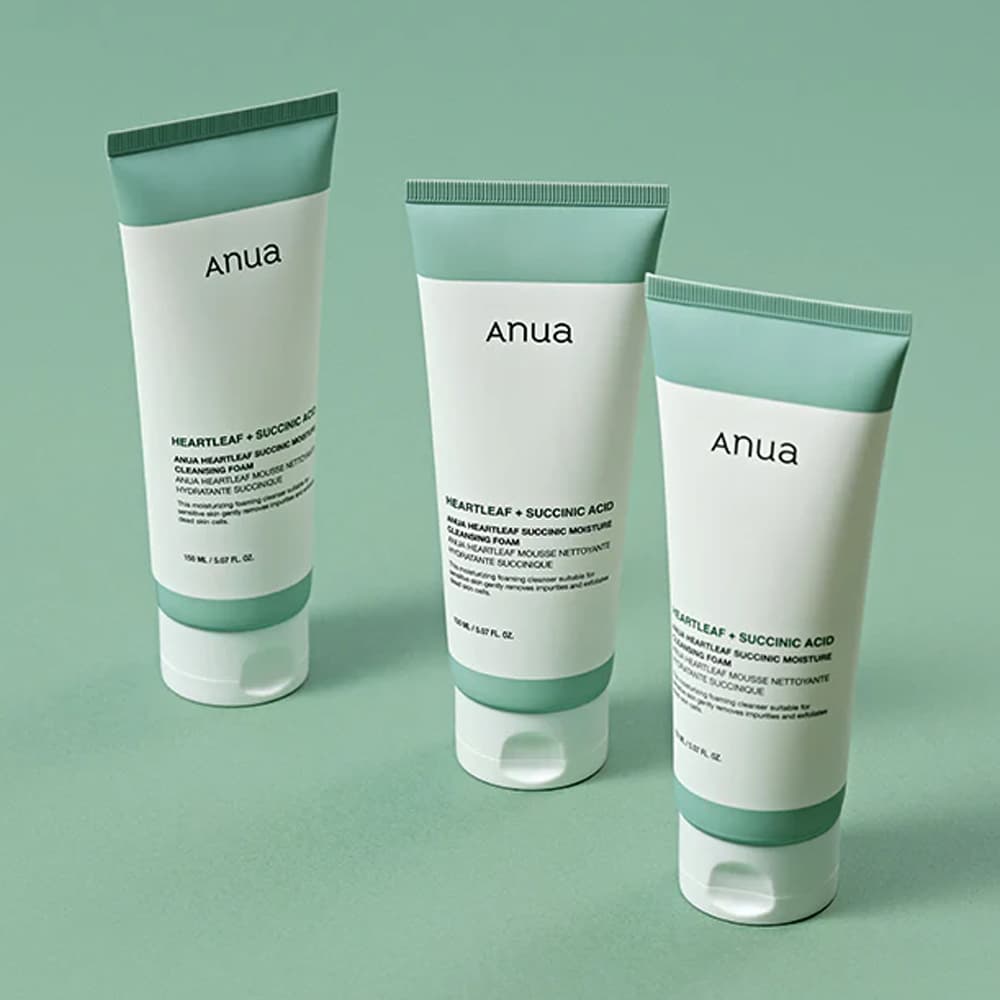 Anua Heartleaf Succinic Moisture Cleansing Foam