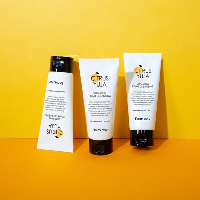 Farmstay Citrus Yuja Vitalizing Foam Cleansing