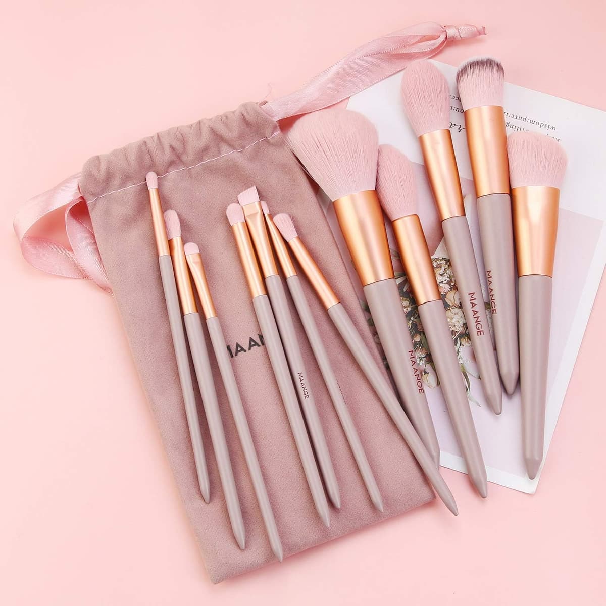 Maange 13 Pcs Premium Makeup Brush Set With Bag