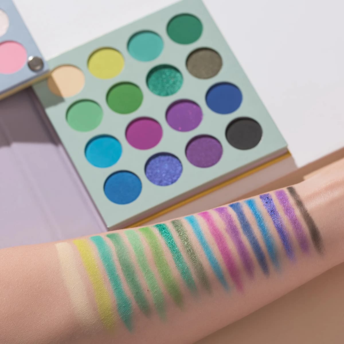 Beauty Glazed Color Twist  Palette