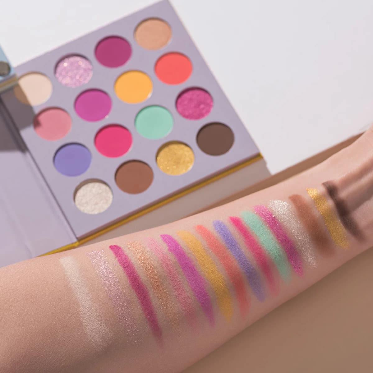 Beauty Glazed Color Twist  Palette
