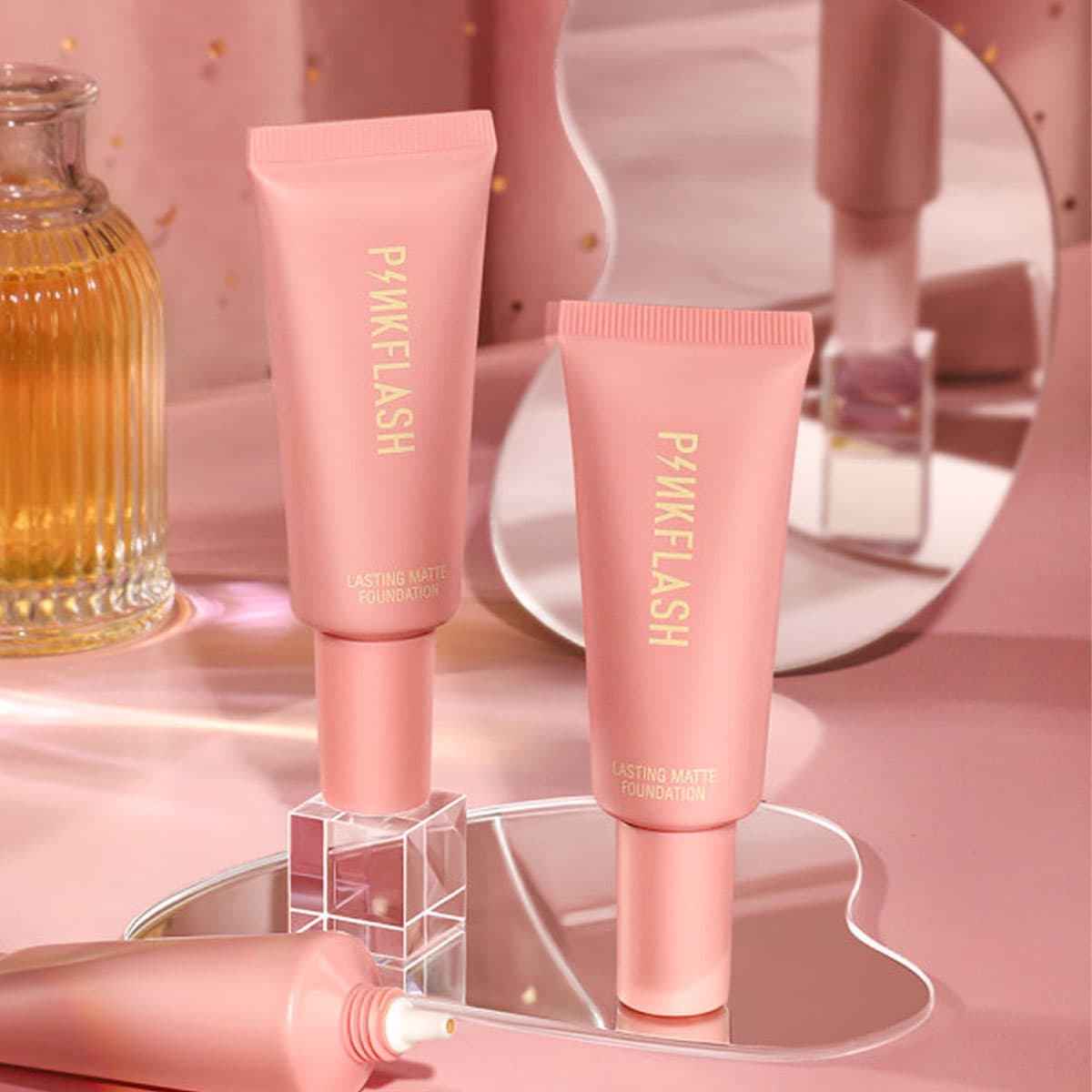 Pink Flash Lasting Matte Foundation